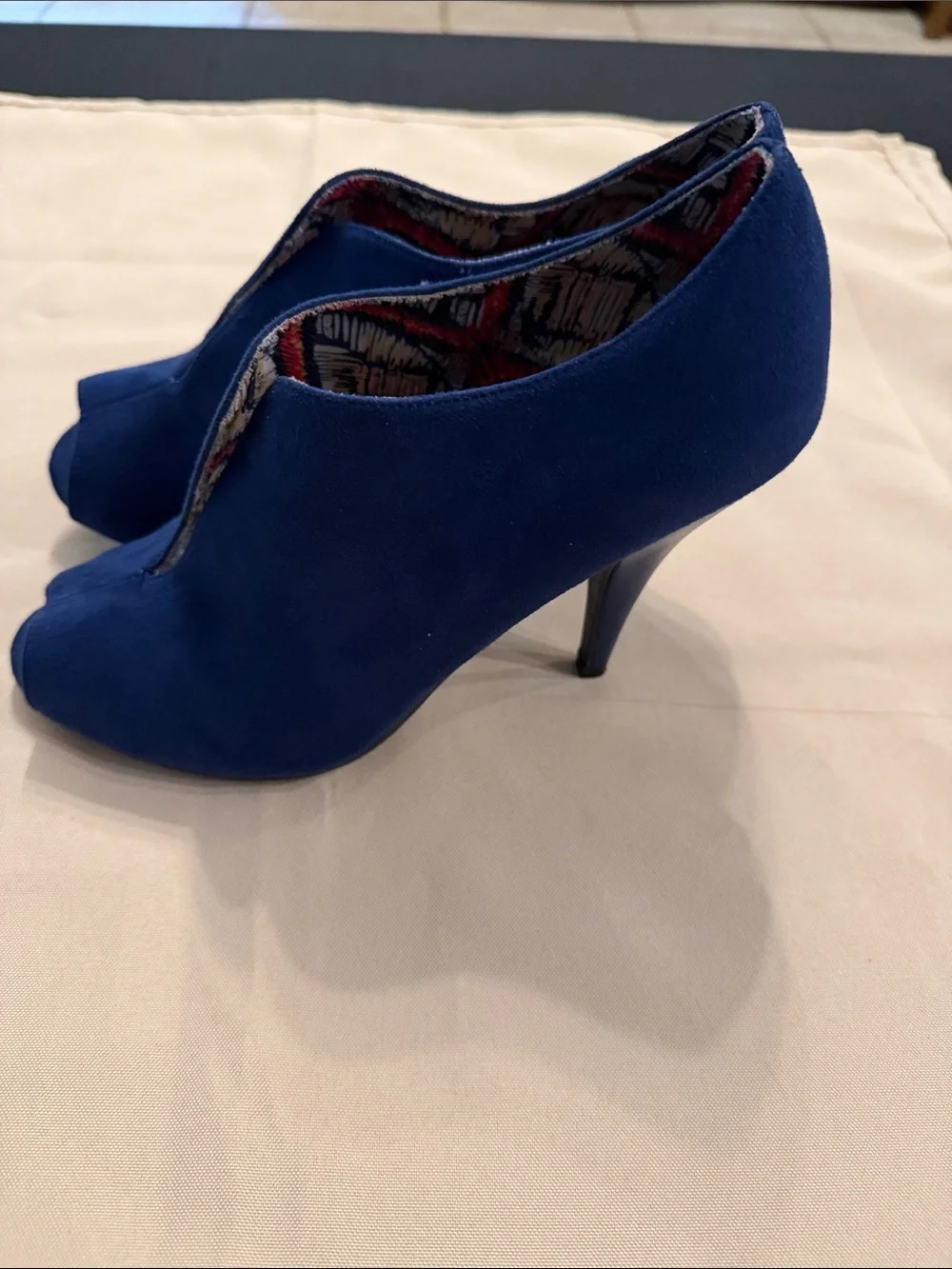Christian Siriano Navy Suede Peep-Toe Bootie Heels Size 10